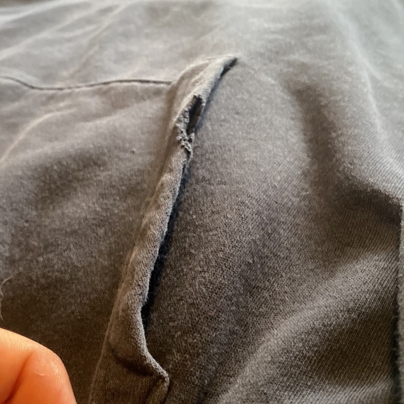 Black converse hoodie - Picture 7 of 7